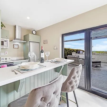 Apartment Seaview 'sleeping 2 Guests' Burnfoot