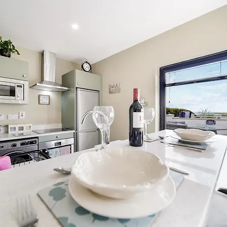 Seaview 'sleeping 2 Guests' Apartman *