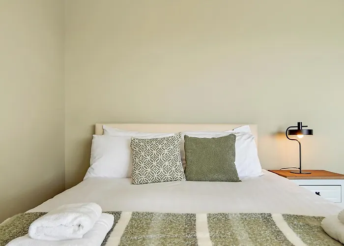 Seaview 'sleeping 2 Guests' 公寓 *