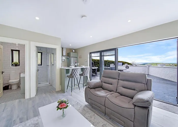 Seaview 'sleeping 2 Guests'